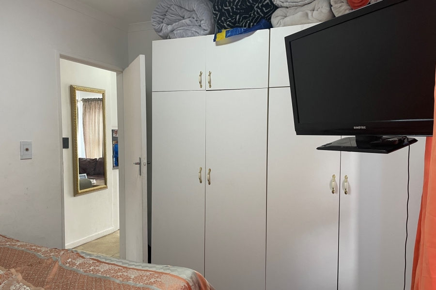2 Bedroom Property for Sale in Strandfontein Western Cape